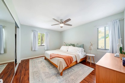 Serene Vacation Home with Screened Pool & River Access Near Beaches, Dining & Shopping in Jupiter, Florida - Jupiter, Florida - glamping.directory