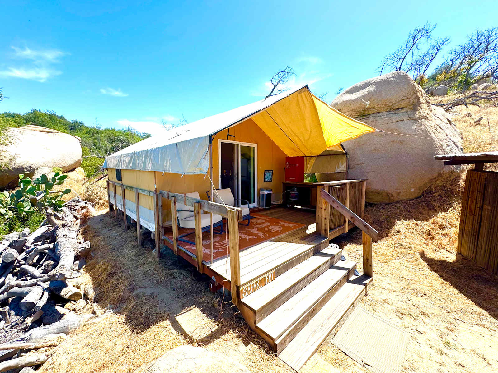 Secluded Safari Tent - glamping.directory