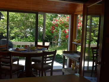 Luxury Camping Cottage Accommodation with Jacuzzi in North Chatham, Cape Cod - North Chatham, Massachusetts - glamping.directory
