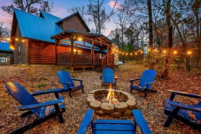 Modern Rustic Cabin with Hot Tub & Loft, Near Shops in Broken Bow, OK - glamping.directory