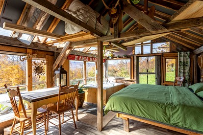 Cozy Barn Rental for an Exciting Weekend Getaway from New York - Preston Hollow, New York - glamping.directory