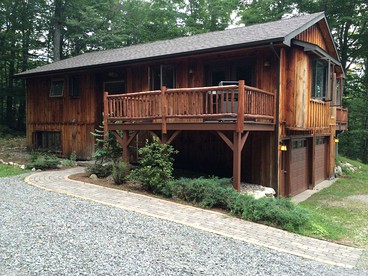 Mountain Cabin Rental with Modern Amenities in Lake Placid, New York - Lake Placid, New York - glamping.directory