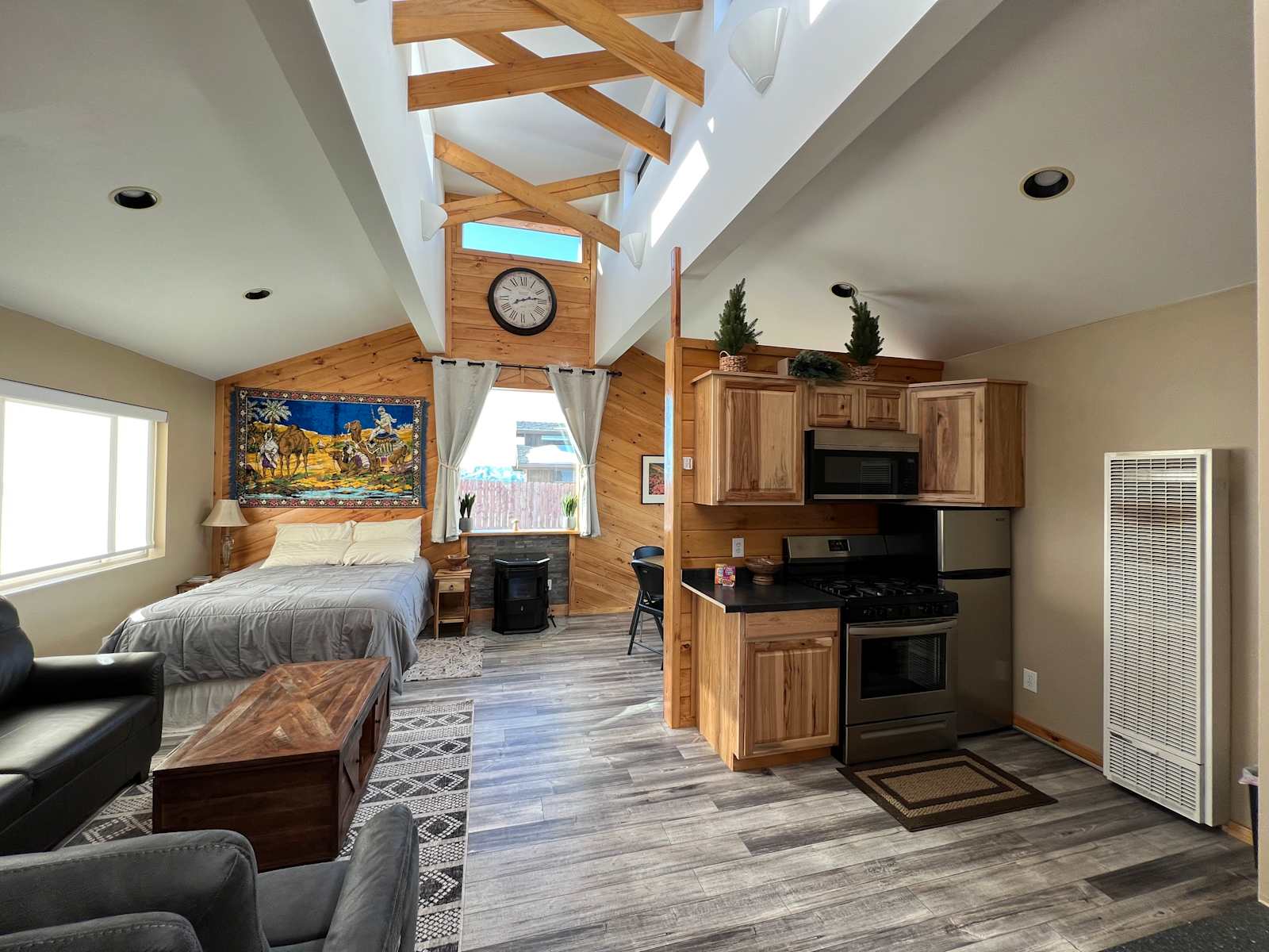 Lone Juniper Ranch - California - glamping.directory