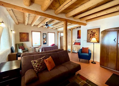 Stunning Traditional Adobe on Glamping Compound for Groups in Carson, New Mexico - Carson, New Mexico - glamping.directory