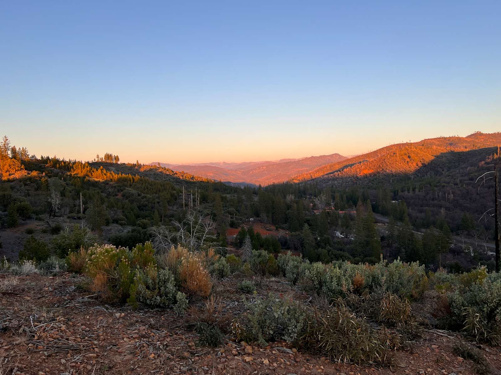 Yosemite Ridge Basecamp - Groveland, California - glamping.directory