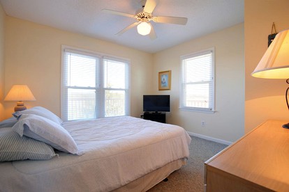 Cottages in North Carolina | Family-Friendly Cottage Rental, Holden Beach - Holden Beach, North Carolina - glamping.directory