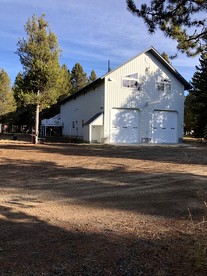 Amazing Spacious Barn near Yellowstone National Park, Idaho - Island Park, Idaho - glamping.directory