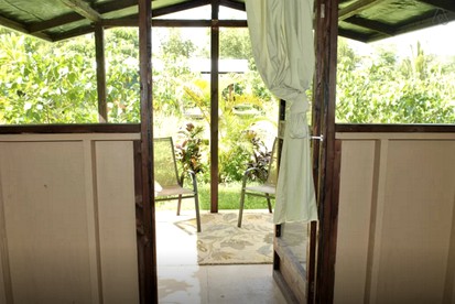 Romantic Rental for a Couple's Getaway in the Puna Jungle in Hawaii - Pahoa, Hawaii - glamping.directory