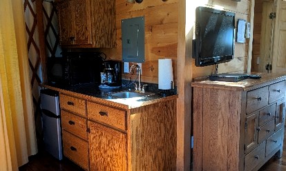 Amazing 24-Foot Yurt Rental for Family Glamping in North Carolina - Bryson City, North Carolina - glamping.directory