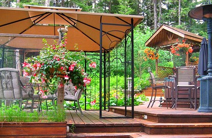 Bed and Breakfast Suite Rentals with Balconies for a Vacation to Juneau, Alaska - glamping.directory