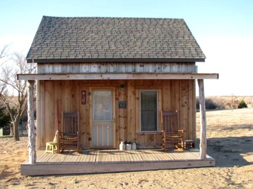 Charming Cottage Rental with Whirlpool Tub in Sharon, Oklahoma - Sharon, Oklahoma - glamping.directory