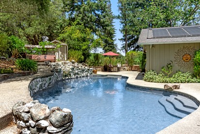 Breathtaking Villa with Sauna and Heated Pool in Sebastopol, California - Sebastopol, California - glamping.directory