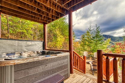 Smoky Mountain Views Cabin in Sevierville, Tennessee for Family Glamping - Sevierville, Tennessee - glamping.directory