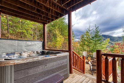 Smoky Mountain Views Cabin in Sevierville, Tennessee for Family Glamping - Sevierville, Tennessee - glamping.directory