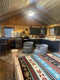 Exceptional Cabin near Lake Granbury Perfect for Discovering Texas Wildlife - Bluff Dale, Texas - glamping.directory