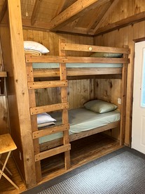 Charming Cabin with Private Bath and Wi-Fi near Lake Mead National Recreation Area, Arizona - Meadview, Arizona - glamping.directory
