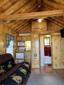Charming Cabin with Private Bath and Wi-Fi near Lake Mead National Recreation Area, Arizona - Meadview, Arizona - glamping.directory