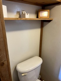 Charming Cabin with Private Bath and Wi-Fi near Lake Mead National Recreation Area, Arizona - Meadview, Arizona - glamping.directory
