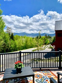 Rustic Hot Tub Cabin Rental Perfect for a New Hampshire Vacation - Carroll, New Hampshire - glamping.directory