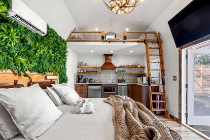 A+ Privacy | Romantic Lux | Sauna | Hot/Cold Pool in Texas - Wimberley, Texas - glamping.directory