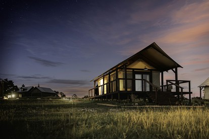 Spectacular Cottage with Swimming Pool in Fredericksburg, Texas - Fredericksburg, Texas - glamping.directory