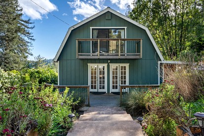Luminous Cabin with Breathtaking Design and Location in Cazadero, California - glamping.directory