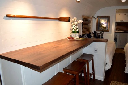 Delightful Glamping Vintage Trailer Rental near the Ocean, Waldport, Orego - Waldport, Oregon - glamping.directory