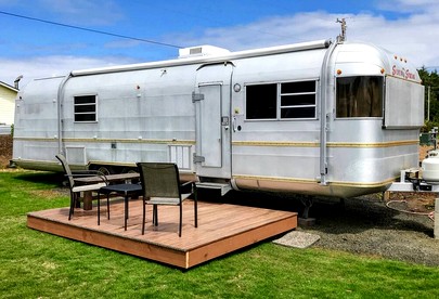 Delightful Glamping Vintage Trailer Rental near the Ocean, Waldport, Orego - glamping.directory