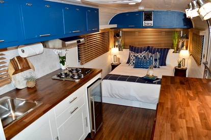 Delightful Glamping Vintage Trailer Rental near the Ocean, Waldport, Orego - Waldport, Oregon - glamping.directory