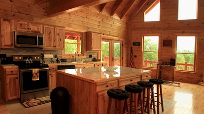 Sublime Vacation Rental for Unforgettable Family or Group Vacations in Dobson, North Carolina - Dobson, North Carolina - glamping.directory
