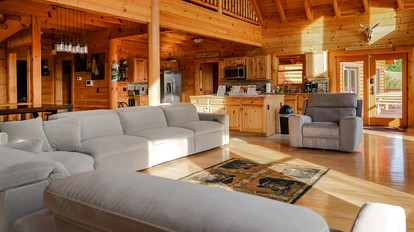 Sublime Vacation Rental for Unforgettable Family or Group Vacations in Dobson, North Carolina - Dobson, North Carolina - glamping.directory