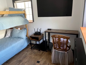 Comfortable Cottage Perfect for Families near Yellowstone, Idaho - Island Park, Idaho - glamping.directory