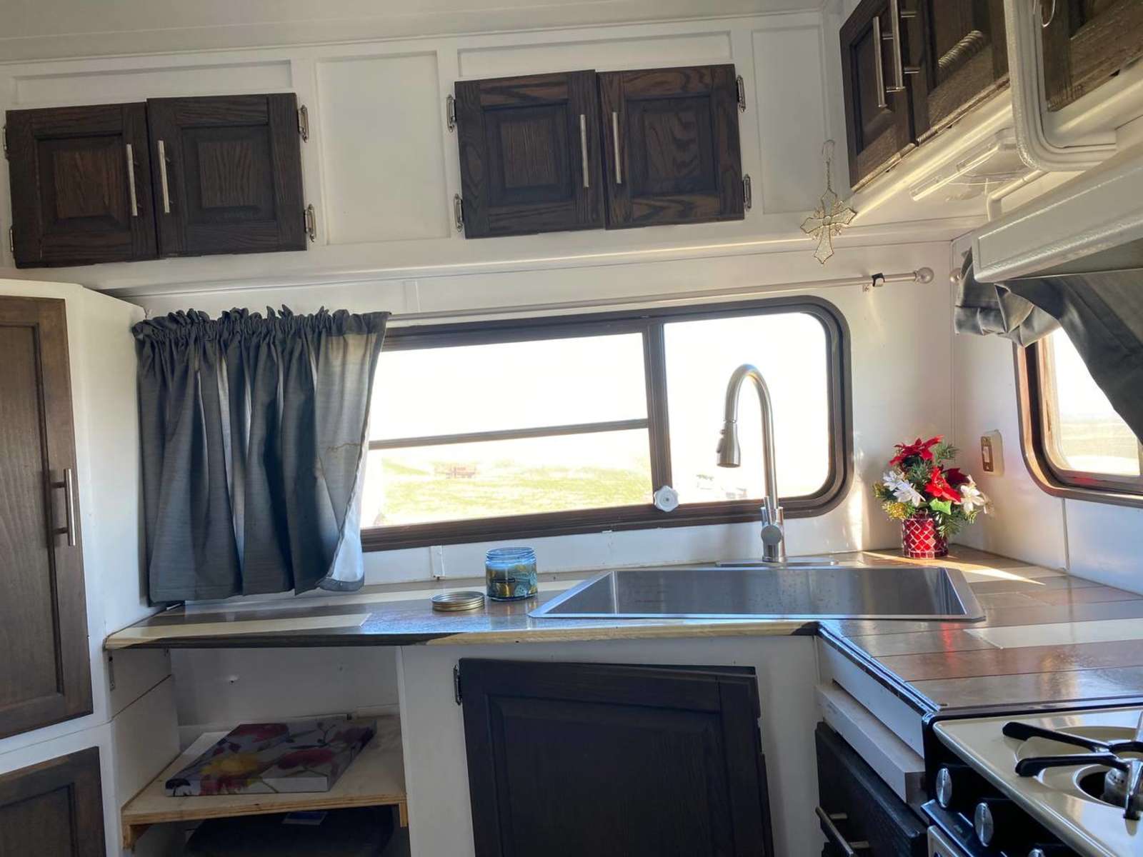 Glamping in the Horizon - Lost Hills, California - glamping.directory