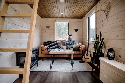 Stunning Cedar Tiny House with Sauna Access for a Romantic Getaway in Chester, Vermont - Chester, Vermont - glamping.directory