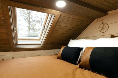 Stunning Cedar Tiny House with Sauna Access for a Romantic Getaway in Chester, Vermont - Chester, Vermont - glamping.directory