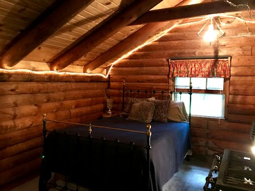 Cozy Log Cabin Rental for Two near the Wolf River in Elton, Wisconsin - Elton, Wisconsin - glamping.directory