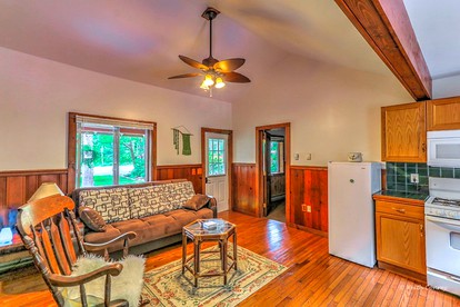 Charming Forest Cabin with a Hammock near Delaware Water Gap National Recreation Area, Pennsylvania - Canadensis, Pennsylvania - glamping.directory