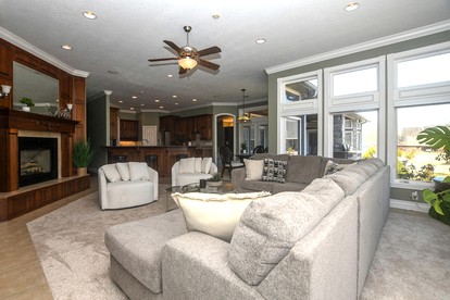 Stylish Comfort Haven with Game Room & Covered Patio in Siloam Springs, Arkansas - Siloam Springs, Arkansas - glamping.directory