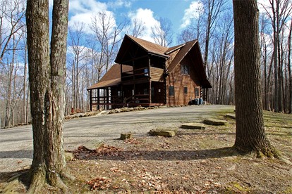 Traditional Vacation Cabin with a Private Hot Tub in Hocking County, Ohio - glamping.directory