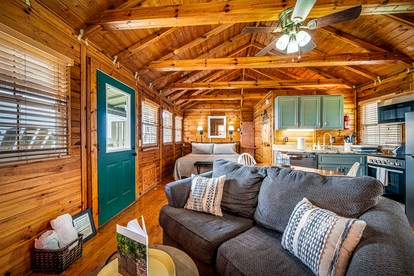 Impressive Wooden Rustic Cabin with Fireplace in Mentone, Alabama - Mentone, Alabama - glamping.directory