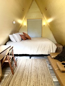 Cozy A-Frame Overlooking a Creek in Beautiful Fountain Run, Kentucky - Fountain Run, Kentucky - glamping.directory