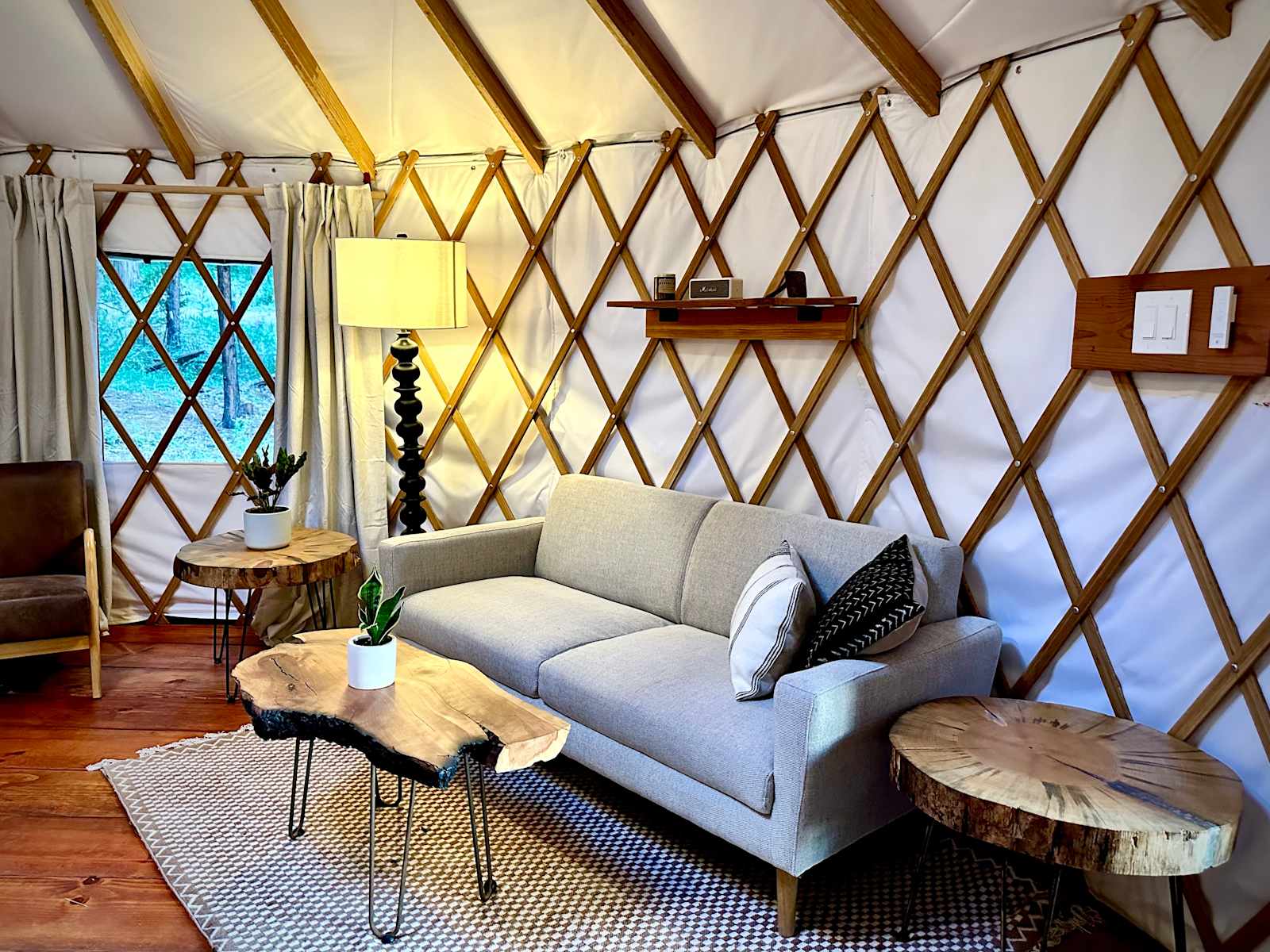 Cozy Luxury Yurt @ Lazy Dog Ranch - Nevada City, California - glamping.directory