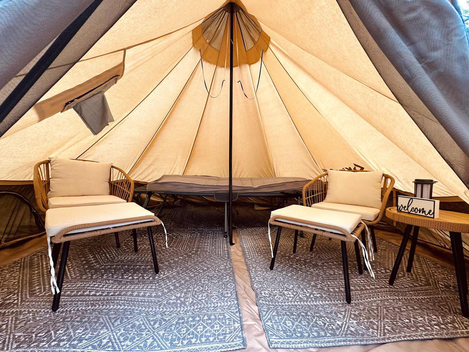 Arrowhead Getaway - Cimarron, Colorado - glamping.directory