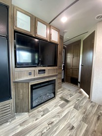 Well Equipped Caravan Lovely for a Romantic Getaway in Kentucky - Beattyville, Kentucky - glamping.directory
