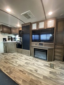 Well Equipped Caravan Lovely for a Romantic Getaway in Kentucky - Beattyville, Kentucky - glamping.directory
