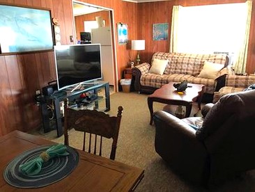 Charming Seaside Cottage Rental on Delaware Bay, New Jersey - New Port, New Jersey - glamping.directory