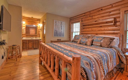 Experience Glamping Bliss in this Fully-Equipped Cabin in North Carolina - Whittier, North Carolina - glamping.directory