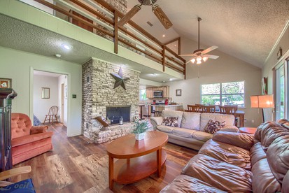 Red Barn Glamping Stay along the Guadalupe River - Canyon Lake, Texas - glamping.directory