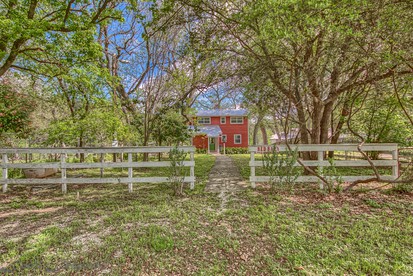 Red Barn Glamping Stay along the Guadalupe River - Canyon Lake, Texas - glamping.directory