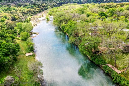 Red Barn Glamping Stay along the Guadalupe River - Canyon Lake, Texas - glamping.directory